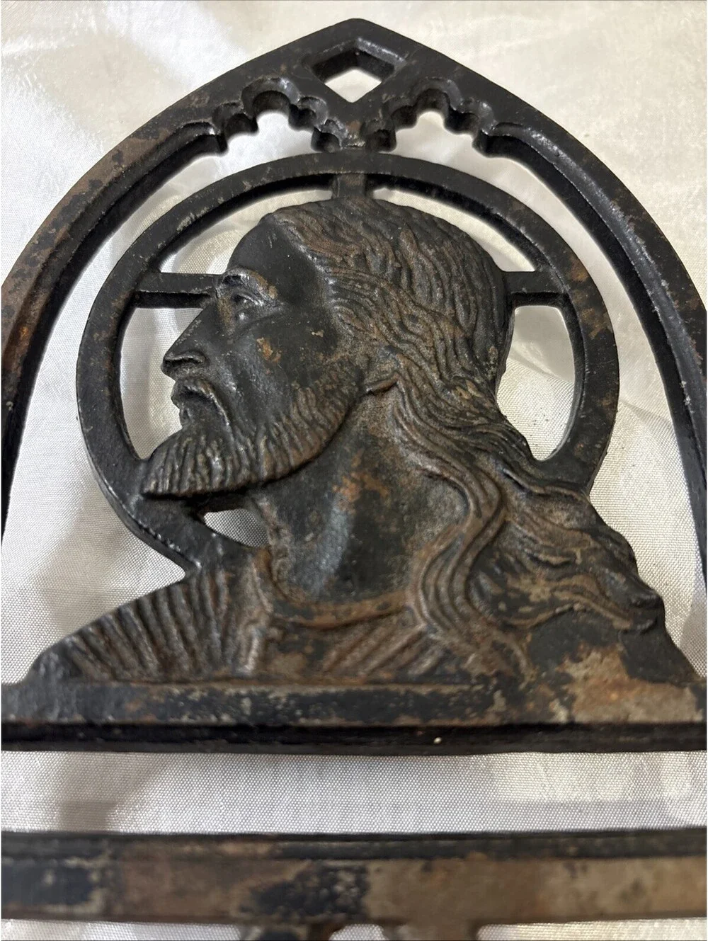Vintage Antique Cast Iron Religious Trivet of Jesus Hot Pot/Pan Holder w/3 Legs